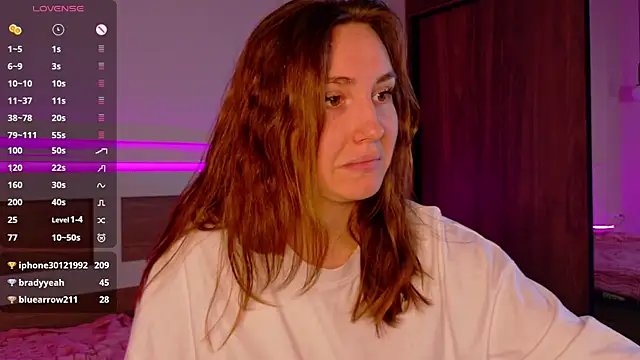 LunaXBaddieのライブXXXチャット