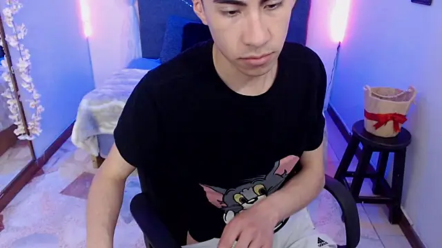 Chat XXX en directo de Andy_Norton