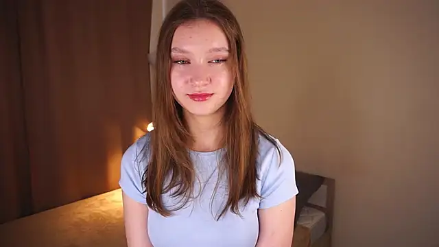 SonaKhalilin Webbikameraesitys