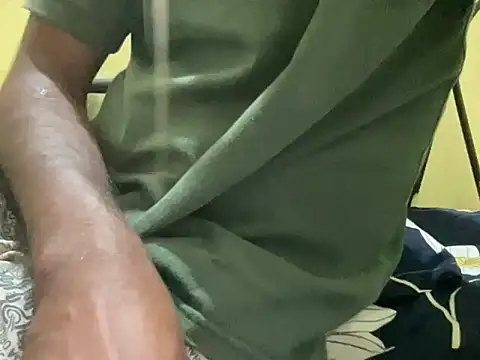 Chat XXX en directo de KeralaHunk23