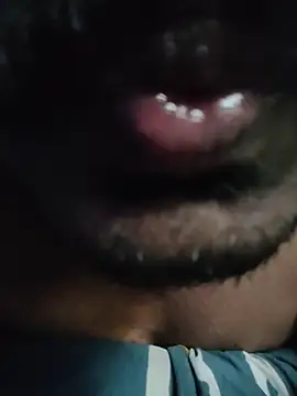 MidnightFlirtX Adlı Modelin Web Kamerası Şovu