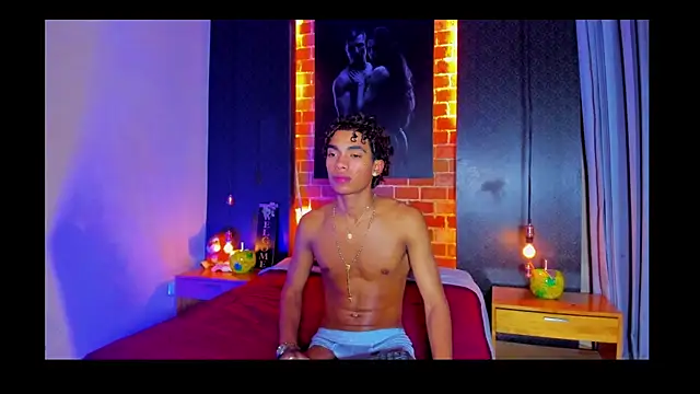 AlanCutee Webcamshow