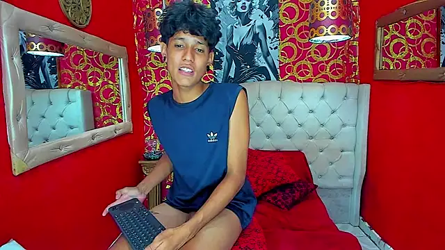 Czat XXX na żywo – straightyoungpein