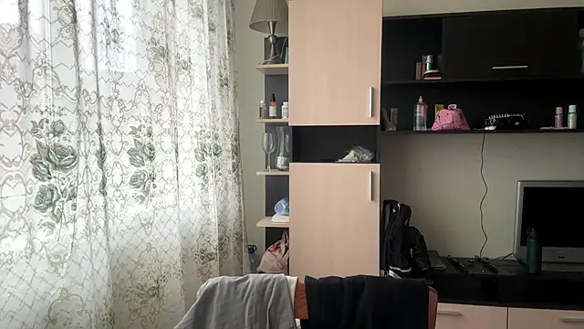 AquilineOrites live XXX chat