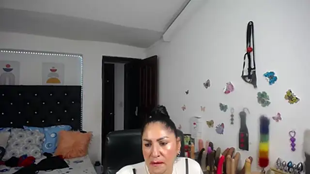 mature_bigboobs10 ওয়েবক্যাম শো