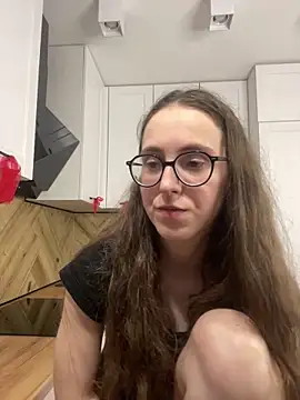 MartiniiSelenna 现场XXX聊天