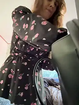 Chat +18 de MariiD ao vivo