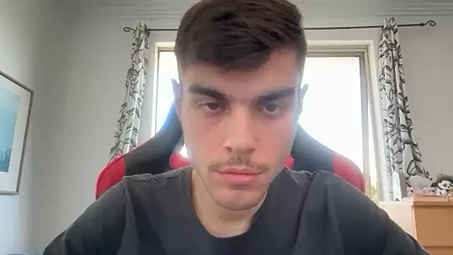 Omarnede 网络视讯表演