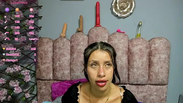 cloyks' Live XXX Chat