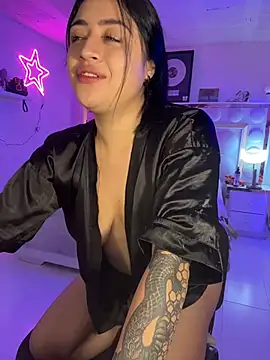 lucianaroy: онлайн-секс-чат