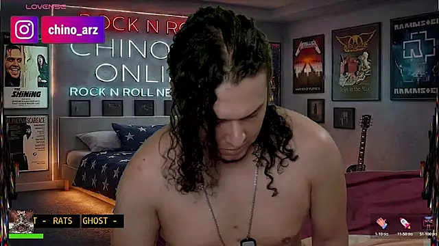 chino_roz Show in webcam