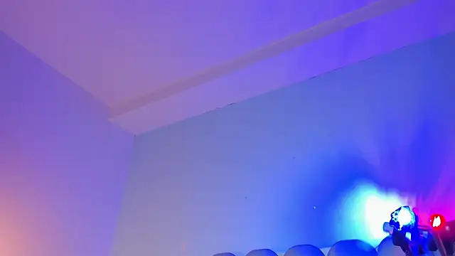 littless_angel: απευθείας συνομιλία ΧΧΧ