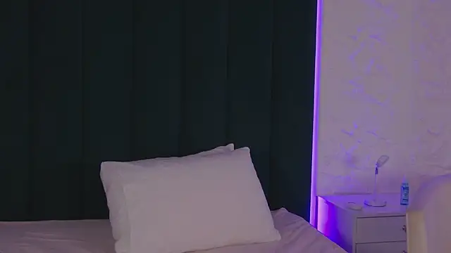 -LeilaPassion-'s Live XXX Chat