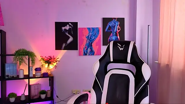 ElenaMonroe's Live XXX Chat