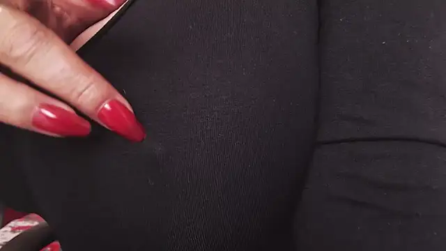 LaylaMilf – webcam-show