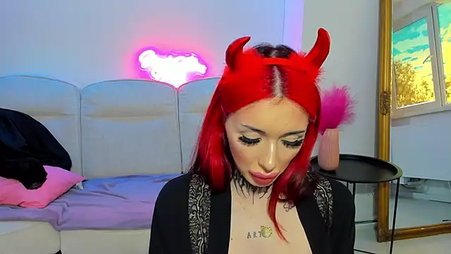 Cassy-Foxy Chat XXX in diretta