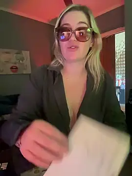 แชท XXX สดของ Granlady7