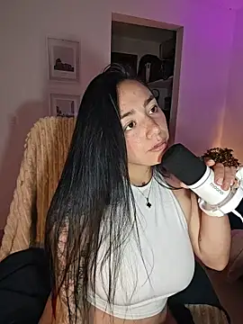 helena_smith Chat XXX in diretta