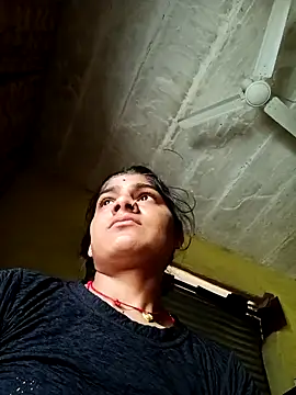 Pokazy przed kamerką – Janki_cute