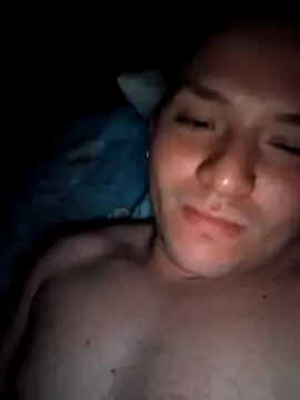 Show modela tubabyboy79 na web-kameri