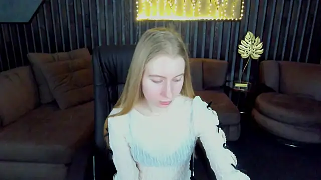 Czat XXX na żywo – Alina_Blonde