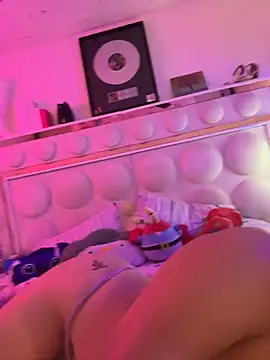 lucianaroy Chat XXX live