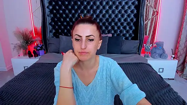 Rebecca_Diamond Chat XXX live