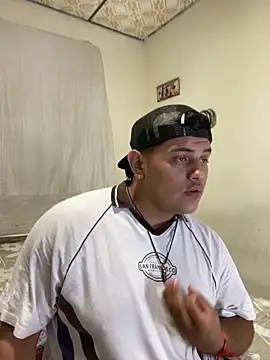 Chat +18 de boy_jasson ao vivo