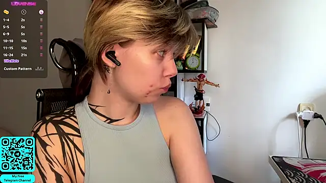 MadalynNosel Adlı Modelin Canlı XXX Sohbeti