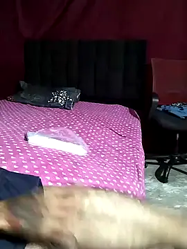 Czat XXX na żywo – Lady_Roger