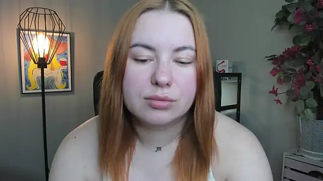 LAYLAxSTAR Chat XXX in diretta