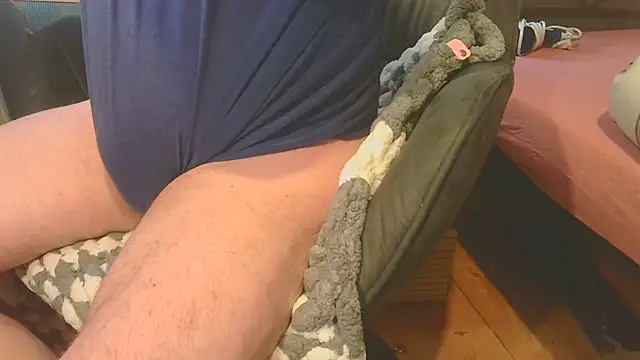 T0Yforeskin's Live XXX Chat