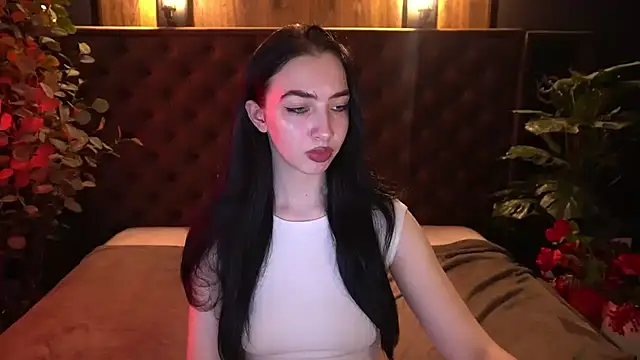 แชท XXX สดของ WildKittenX_