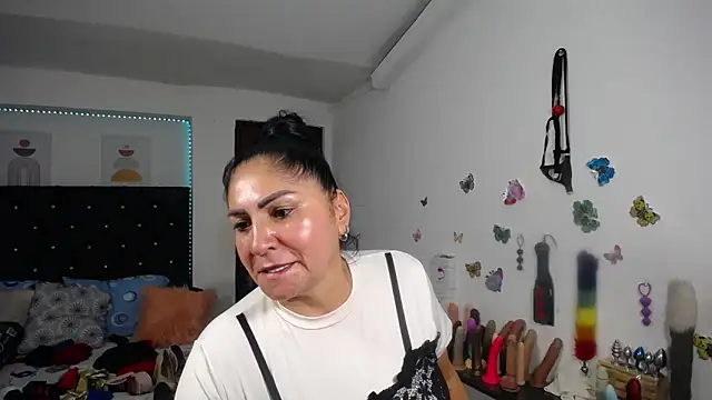 mature_bigboobs10 Pertunjukan Webcam