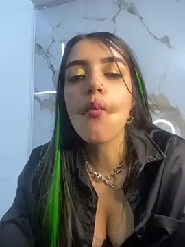 IsaDiiaz Adlı Modelin Canlı XXX Sohbeti