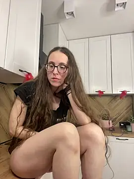 MartiniiSelenna's Live XXX Chat