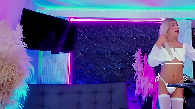 Show de webcam de Queens_Wonders_Blonders