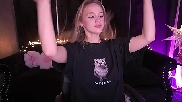 Živý XXX chat LylaYeess