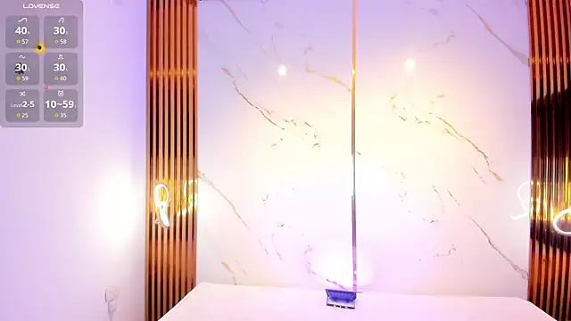 CandyRouse__ Chat XXX in diretta