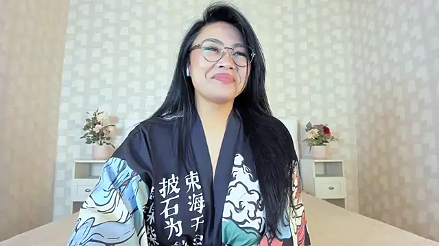 Pokazy przed kamerką – NatsumiHun