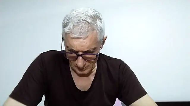 โชว์เว็บแคมของ BIGUNCUTHARDCOCK