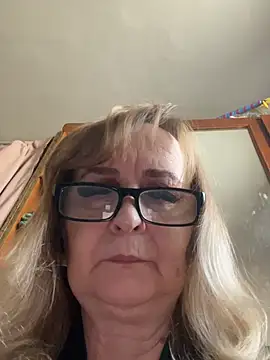 Irina2909@xh 라이브 XXX 채팅