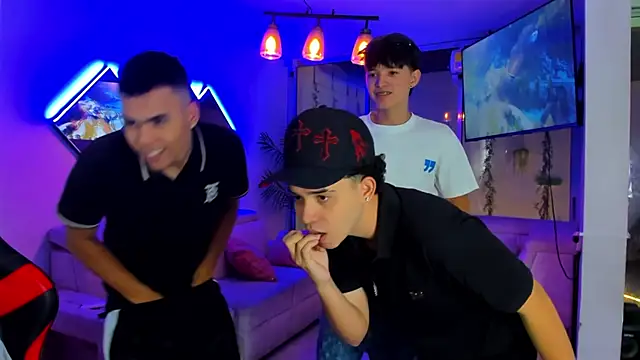 Webkamerová show Houseofwarrios