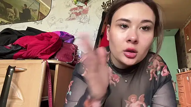 MarcieAdjei Adlı Modelin Canlı XXX Sohbeti