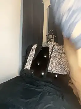 Fifty_Shades_Of_Redd: απευθείας συνομιλία ΧΧΧ