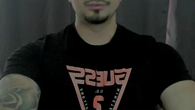 دردشة TONYWILSONN الجنسية المباشرة