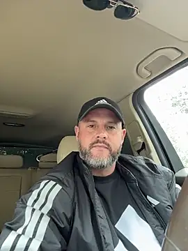 SportsManBi's Live XXX Chat