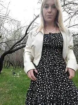 Yourblonde_69 Webcam-Show