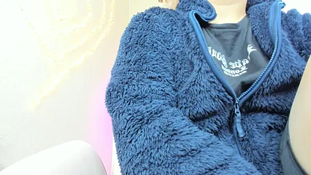 BrightDani's Live XXX Chat