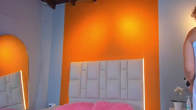 Chat XXX ao vivo de EmmaLawrence_